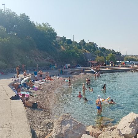 Apartmani Silvana&Vera Senj  Buitenkant foto