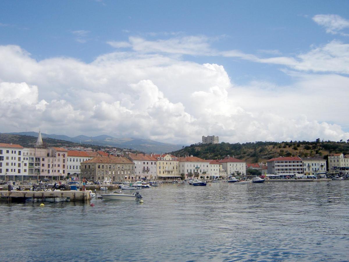 Apartmani Silvana&Vera Senj  Buitenkant foto