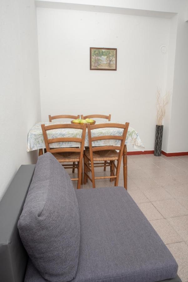 Apartmani Silvana&Vera Senj  Buitenkant foto