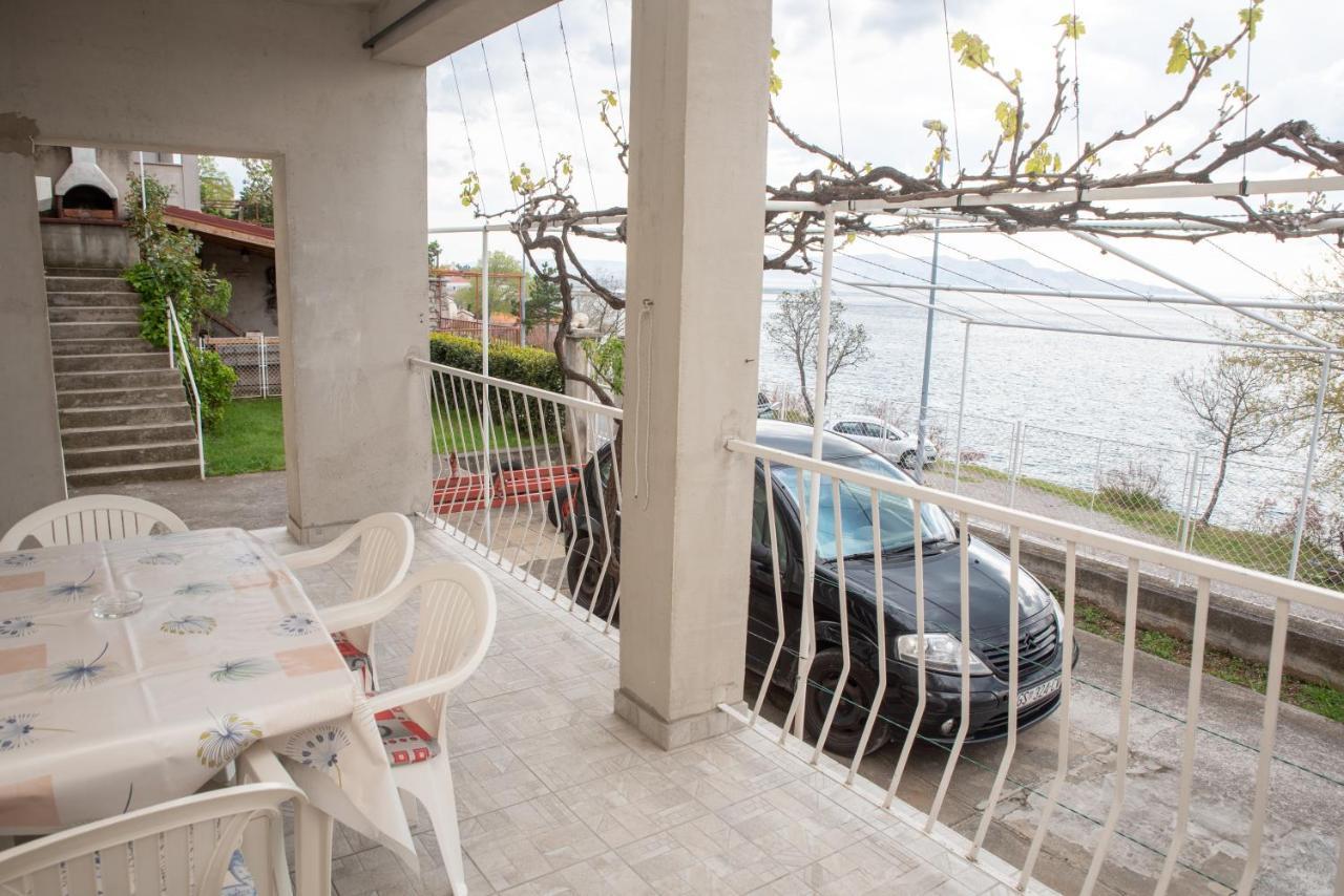 Apartmani Silvana&Vera Senj  Buitenkant foto