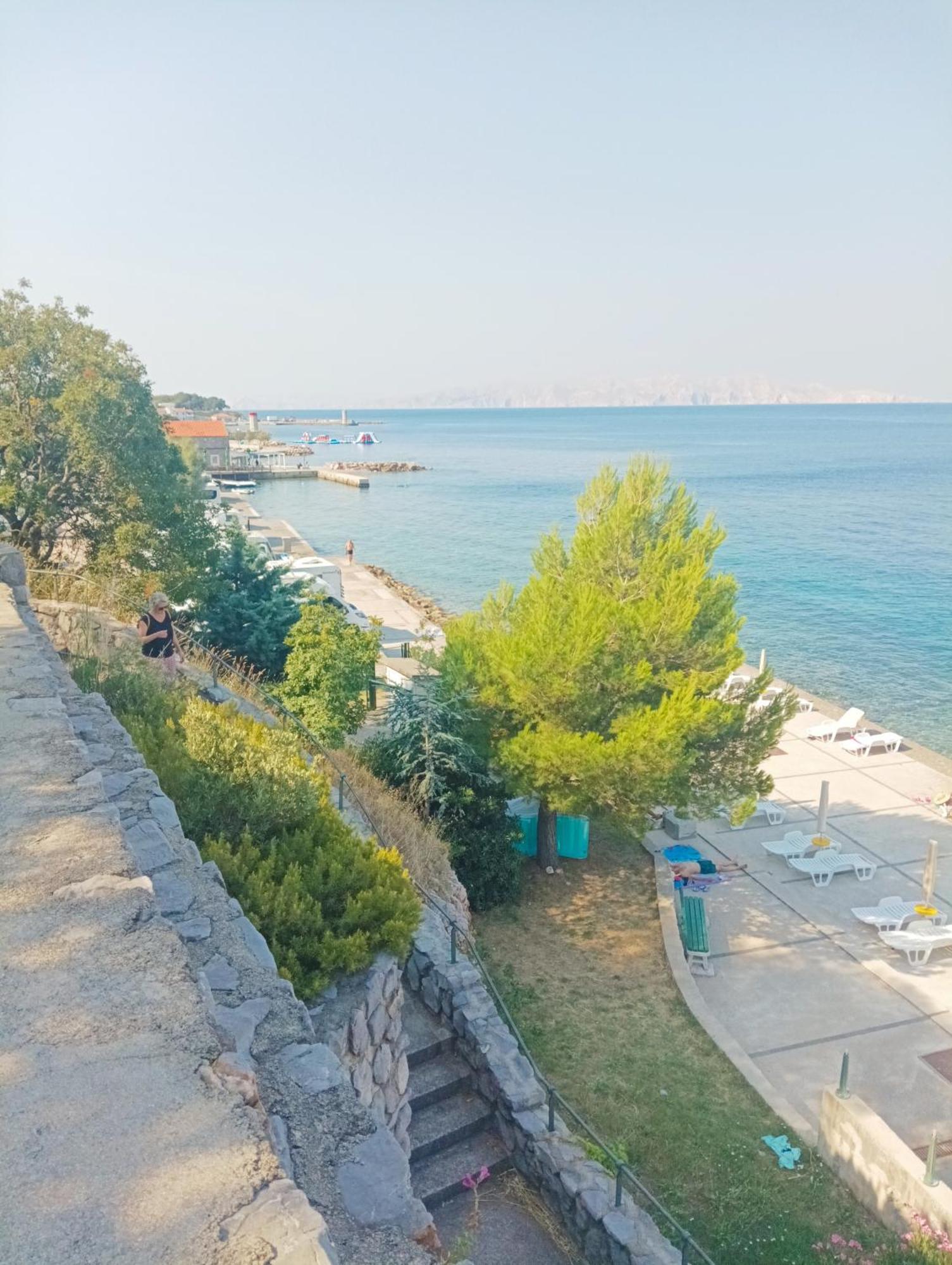 Apartmani Silvana&Vera Senj  Buitenkant foto