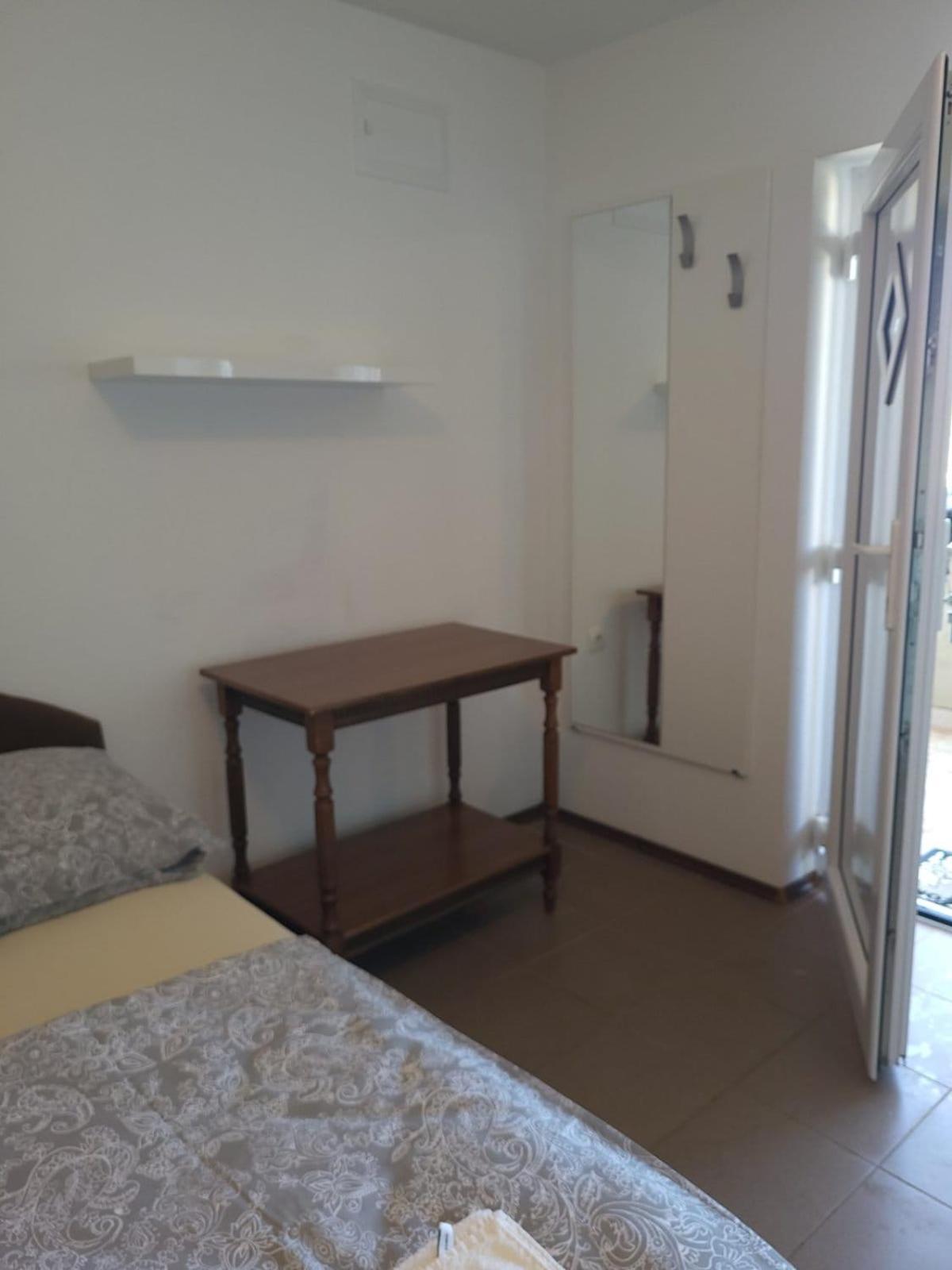 Apartmani Silvana&Vera Senj  Buitenkant foto